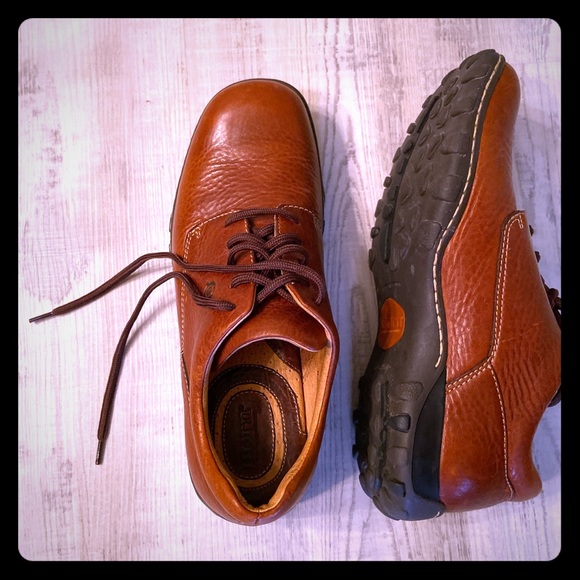 Born Shoe - Picture 3 of 6